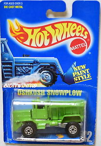 【送料無料】模型車　モデルカー　スポーツカー　hot wheels 1989 blue card oshkosh snowplow error no plow 42 w