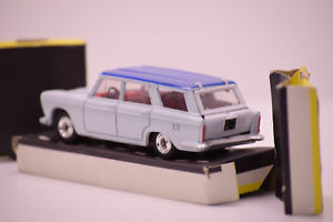 【送料無料】模型車　モデルカー　スポーツカー　フィアットステーションワゴンfiat 2300 station wagon dinky toys gb ref 172 en boite