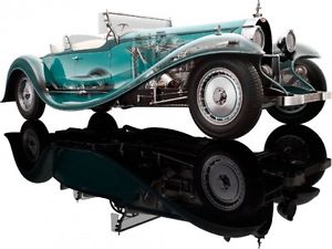 【送料無料】模型車　モデルカー　スポーツカー　ブガッティロードスターグリーンモデルビルダーbugatti esders roadster 1932 green 118 model bauer