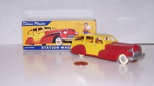 【送料無料】模型車　モデルカー　スポーツカー　ダイムストアプラスチックステーションワゴン＃ロットdime store dreams 143 plastic station wagon 20060 nos lot n1852