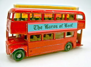 【送料無料】模型車　モデルカー　スポーツカー　マッチロンドンボックスビーフモデルバスバロンmatchbox rw 5d london bus the baron of beef rares werbemodell in box