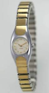【送料無料】timex watch womens white stainless gold silver expansion water resistant quartz 【送料無料】timex watch womens white stainless gold silver expansion water resistant quartz