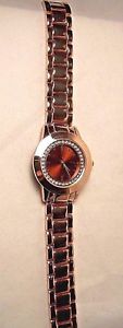 【送料無料】beautiful rosegoldtoned bracelet wrist watch for women with crystals 【送料無料】beautiful rosegoldtoned bracelet wrist watch for women with crystals