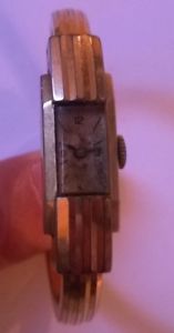 【送料無料】montre femme ancienne anonyme mvt fhf 5921