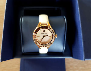 【送料無料】montre swarovski lovely crystals mini bracelet cuir blanccadran dore rose