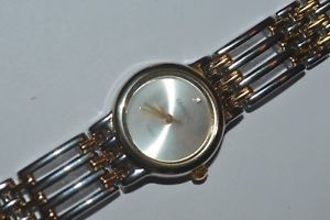 【送料無料】geneva quartz watch ladies swiss movement seven amp; half inch strap lightly used