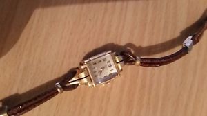 【送料無料】trs jolie montre venus mcanique lire le descriptif 【送料無料】trs jolie montre venus mcanique lire le descriptif