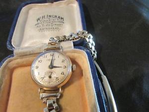 【送料無料】lovely vintage ladies quality 9ct gold accurist watch, chester,1958