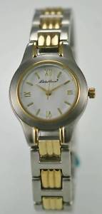 【送料無料】eddie bauer watch womens white stainless gold silver 50m water resistant quartz 【送料無料】eddie bauer watch womens white stainless gold silver 50m water resistant quartz