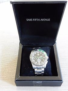 【送料無料】500 mens chronograph amp; date two tone green bezel crown saks fifth avenue watch