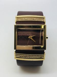 4996 seksy ladies brown strap watch 1 year guarentee left battery boxed※注意※NYからの配送になりますので2週間前後お時間をいただきます。人気の商品は在庫が無い場合がございます。ご了承くださいませ。サイズの種類の商品は購入時の備考欄にご希望のサイズをご記載ください。　携帯メールでの登録ですと楽天からのメールが届かない場合がございます。