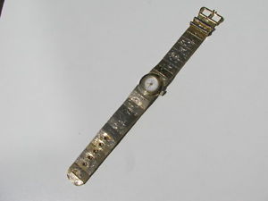 【送料無料】vtg capri antimagnetic swiss made etched panel mesh ladies windup wrist watch