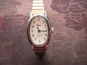 【送料無料】ladies timex quartz watch, cr216 cell ,just fitted,running 【送料無料】ladies timex quartz watch, cr216 cell ,just fitted,running