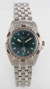 【送料無料】relic watch mens stainless steel silver aqua 50m water resistant quartz