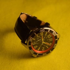 【送料無料】orologio guess nero