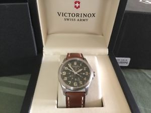【送料無料】victorinox swiss army infantry vintage leather model number 241309
