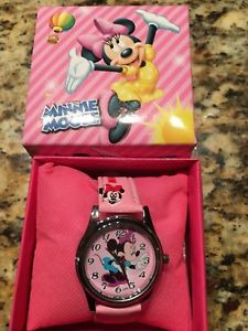 【送料無料】minnie mouse girls wrist watch nib with collectors box pattern 2