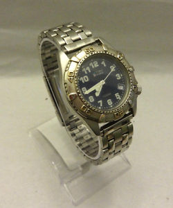【送料無料】mens time force silver tone date 100 m wr italian design watch battery 9088 【送料無料】mens time force silver tone date 100 m wr italian design watch battery 9088