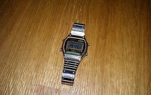 【送料無料】chronograph quarz uhr 80er jahre guter vintage zustand 【送料無料】chronograph quarz uhr 80er jahre guter vintage zustand