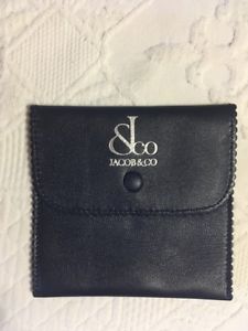 【送料無料】jacob amp; co blue leather jewelry pouch with silver logo []