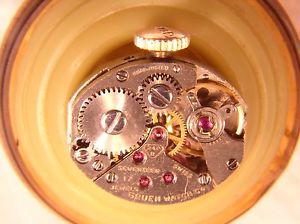 【送料無料】ladies gruen watch movement, cal 248r, runs strong, near drop in replacement 【送料無料】ladies gruen watch movement, cal 248r, runs strong, near drop in replacement
