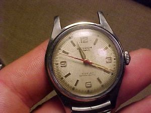 【送料無料】vintage metron 17j swiss mans wristwatch stainless 【送料無料】vintage metron 17j swiss mans wristwatch stainless