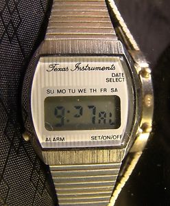 【送料無料】nice collectable texas instruments digital alarm working stainless steel watch 【送料無料】nice collectable texas instruments digital alarm working stainless steel watch