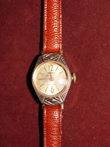 【送料無料】ancienne montre bracelet femme plaque or yema 15 jewels 【送料無料】ancienne montre bracelet femme plaque or yema 15 jewels
