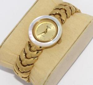 【送料無料】 gorgeous elgin ladys luxury 612 gold plate mother of pearl bezel watch 【送料無料】 gorgeous elgin ladys luxury 612 gold plate mother of pearl bezel watch