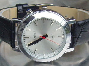 【送料無料】talking watch talks the time day date simple one button to press