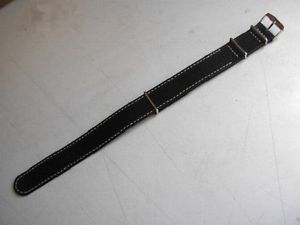 【送料無料】20mm solide bracelet laniere type nato en vachette noir pour anses fixes 【送料無料】20mm solide bracelet laniere type nato en vachette noir pour anses fixes