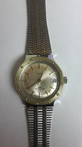 【送料無料】rare vintage timex watch hexagonal bezel oversized at 41mm