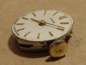 【送料無料】ladies juvenia watch movement, running, good condition, j crown