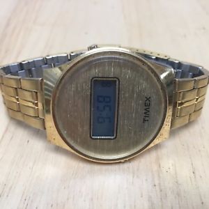 【送料無料】vintage timex men gold tone lc