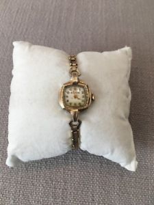 vintage antique filigree ladies bulova 10k roll gold filled watch 17 jewel works※注意※NYからの配送になりますので2週間前後お時間をいただきます。人気の商品は...