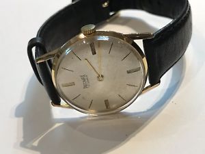 【送料無料】vintage wristwatch