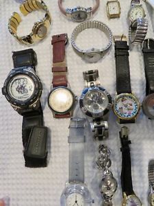 【送料無料】lot of 25 men amp; womens quartz wristwatches some working, some not 2