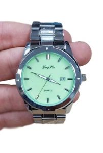 【送料無料】orologio polso uomo analogico quarzo datario elegante silver quad verde lac