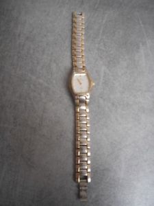 【送料無料】montre bracelet femme ertus quartz 【送料無料】montre bracelet femme ertus quartz