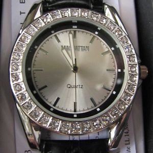 【送料無料】manhattan by croton ladies quartz watch with leather strap 【送料無料】manhattan by croton ladies quartz watch with leather strap