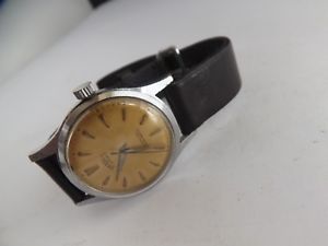 【送料無料】a vintage gents stainless steel cased gradus manual wind watch