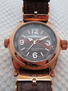 【送料無料】mens invicta force swiss made wristwatch rotating inner bezel wr200 model 5590