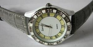 【送料無料】腕時計　ダデジタルorologio da polso marvel originale avengers digitale