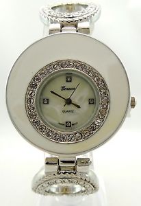 【送料無料】womens stylish silver tone cz bezel quartz bracelet wrist quartz watch