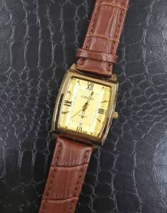 【送料無料】orologio polso uomo donna longbo quarzo datario elegante pelle marrone dorat lac 【送料無料】orologio polso uomo donna longbo quarzo datario elegante pelle marrone dorat lac