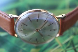 【送料無料】vintage mens big goldplated russian mech poljot kirowskie watch 16 jewels