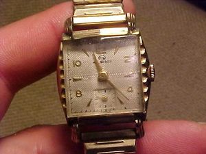 【送料無料】vintage helbros mans wristwatch ornate 【送料無料】vintage helbros mans wristwatch ornate