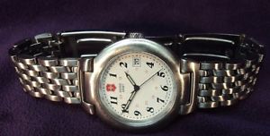 【送料無料】victorinox swiss army mens cavalry ii large 24398 stainless bracelet watch 【送料無料】victorinox swiss army mens cavalry ii large 24398 stainless bracelet watch