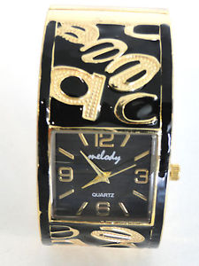 【送料無料】montre bracelet femme noir lettre jaune cadran carre a aiguilles a quartz 【送料無料】montre bracelet femme noir lettre jaune cadran carre a aiguilles a quartz