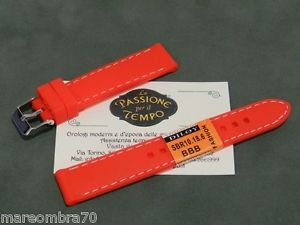【送料無料】strap in silicone rosso cinturino fibbia acciaio made in italy water resistant